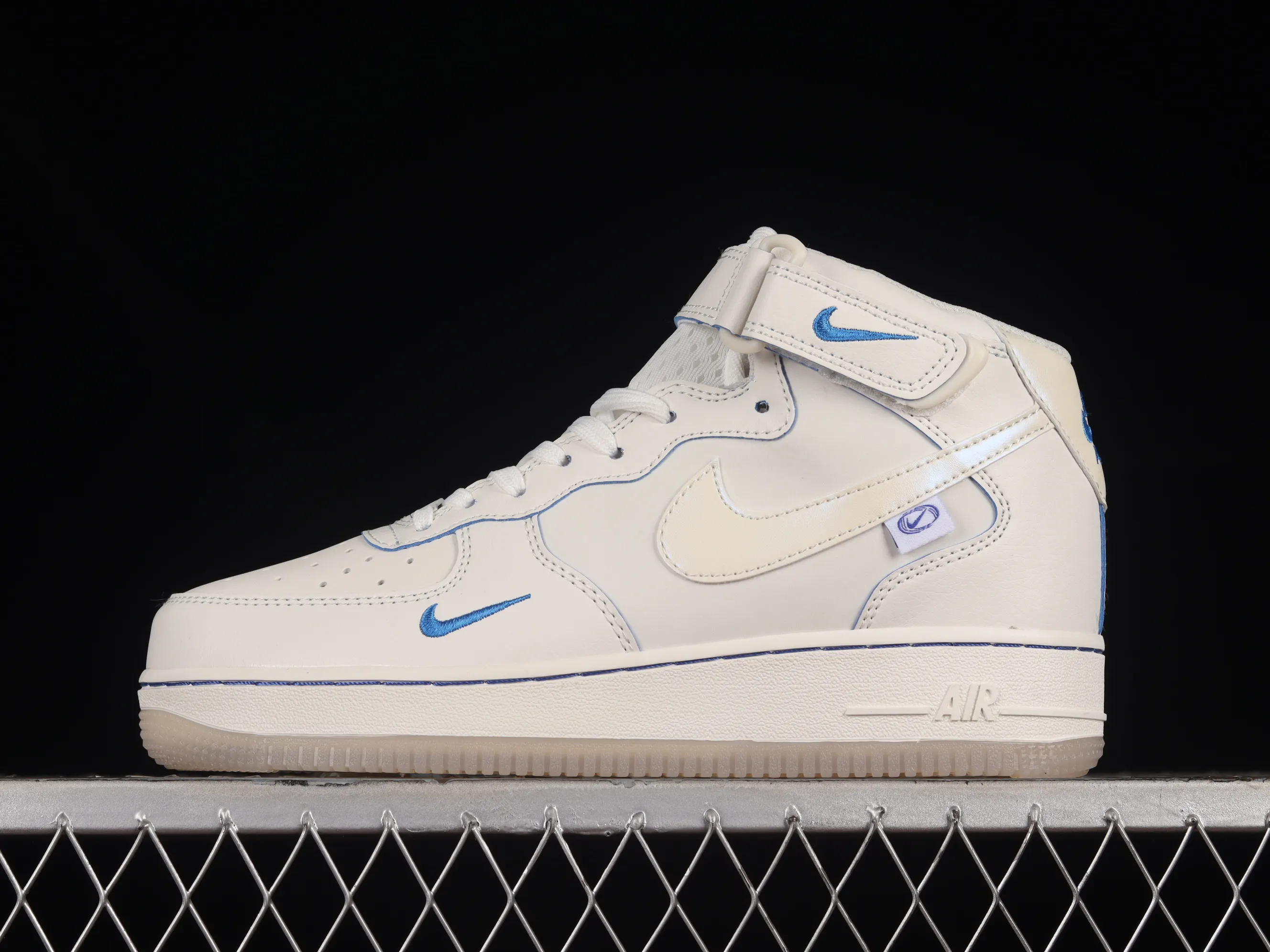 All categories Nk Air Force 1 Air Force series Nk Air Force 1 Mid Nk Air Force 1'07 Mid "Pearl White" Air Force One mid-top casual sneakers FB1869-055